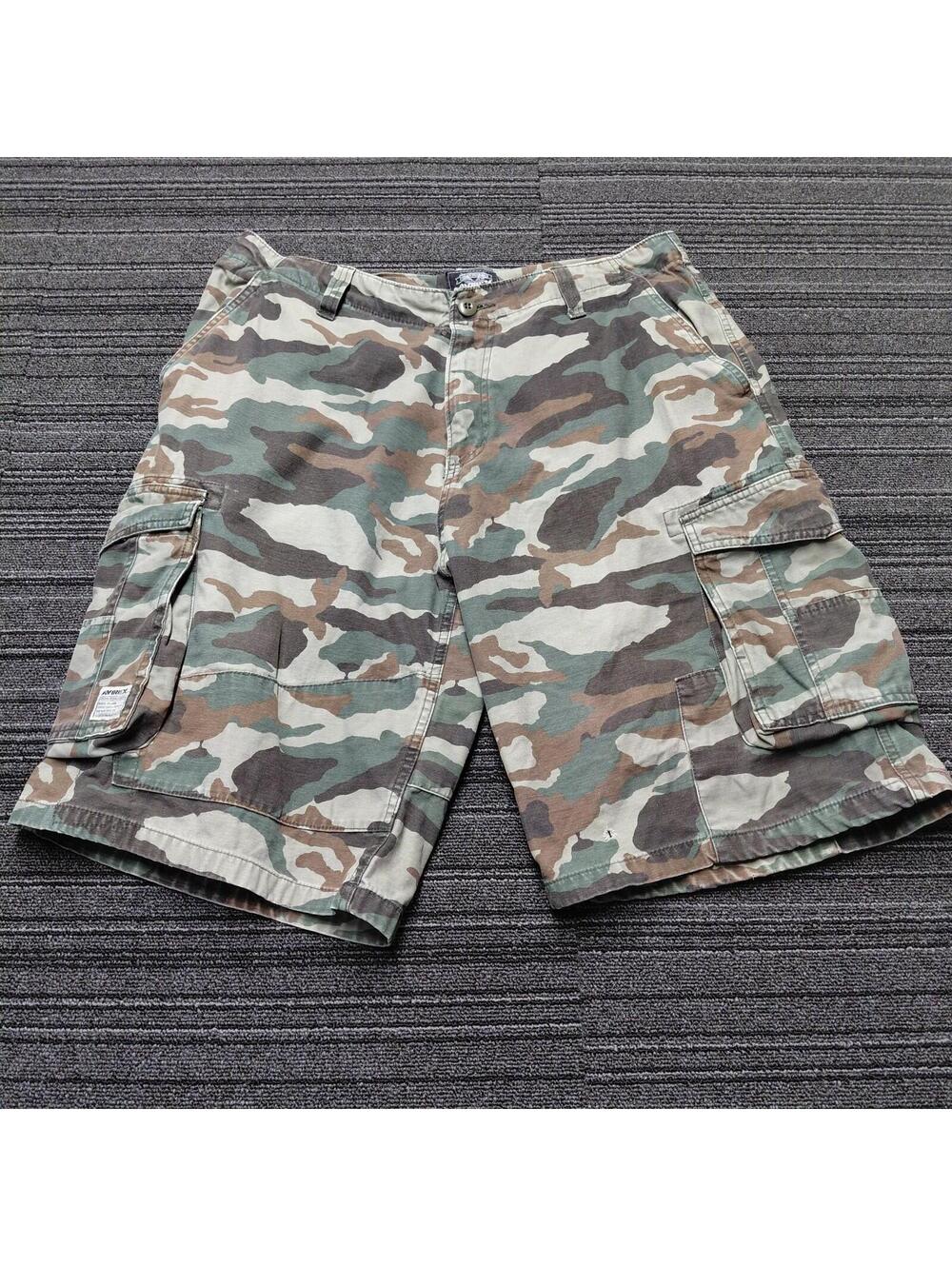 Avirex Men’s Camo Cargo Shorts Size 36 Military Utility Streetwear Cotton